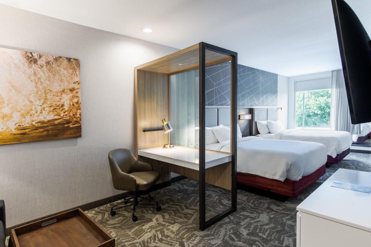 Springhill Suites By Marriott Chester Exterior photo