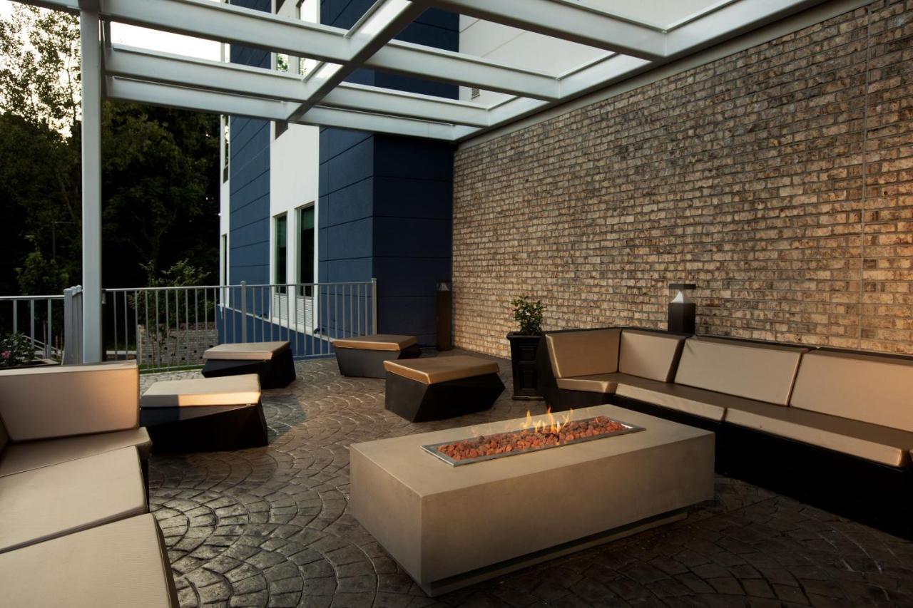 Springhill Suites By Marriott Chester Exterior photo