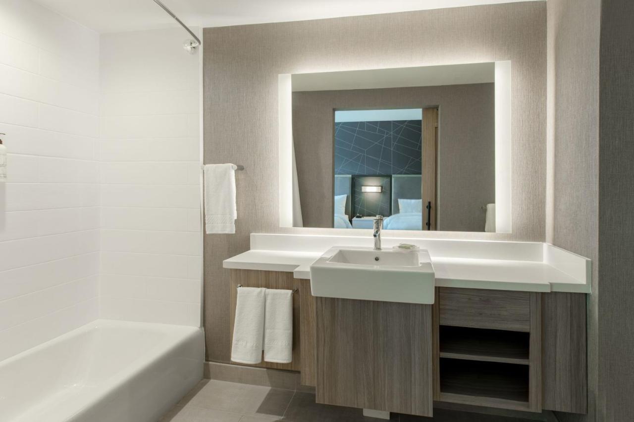Springhill Suites By Marriott Chester Exterior photo